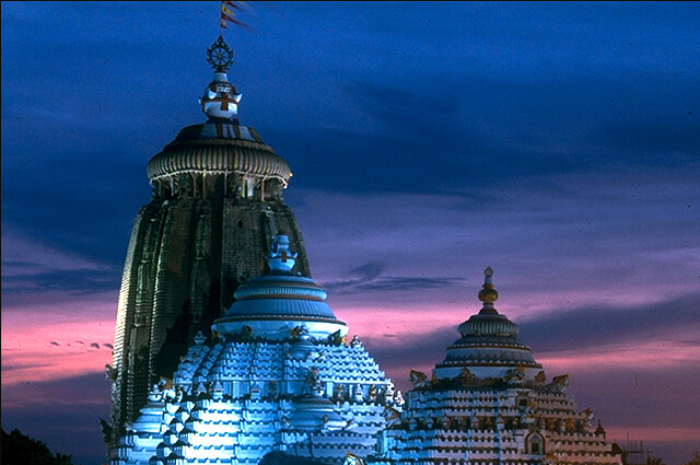Most visited religious temples in India for devotees and tourists